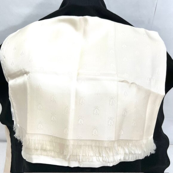 New Unbox HERMES  Stole scarf wrap 100% Silk Satin 58"x36" Ivery Bees FringW/C/A - Picture 9 of 15